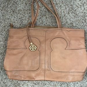 Tory tote